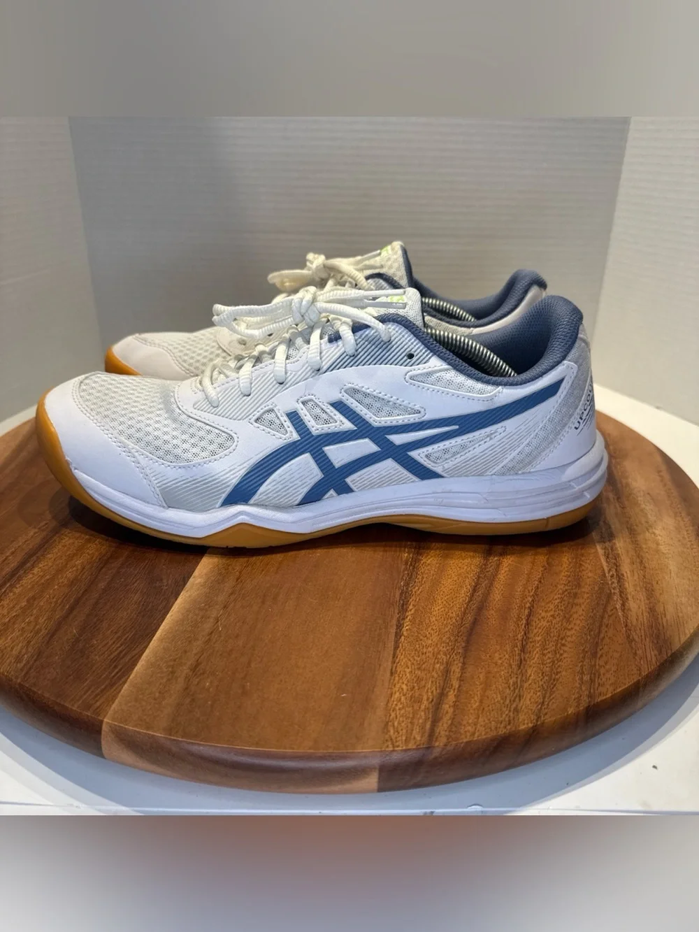 Asics Indoor Sport Shoes UPCOURT 5 White/Denim Blue 1071A086.104 Men’s Size 10.5